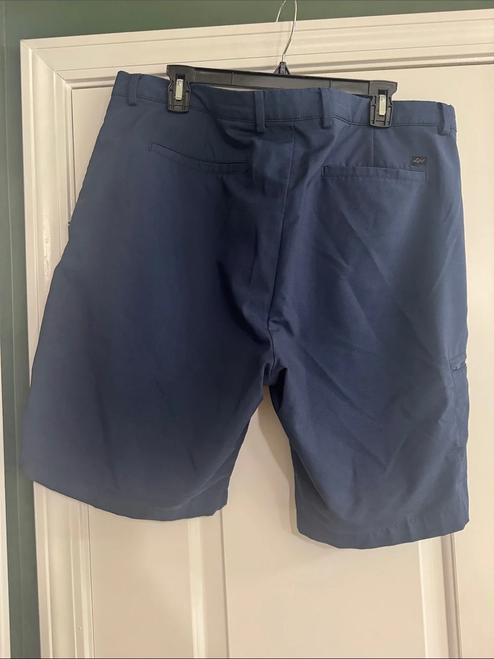 Greg Norman Shorts with Utility Pocket